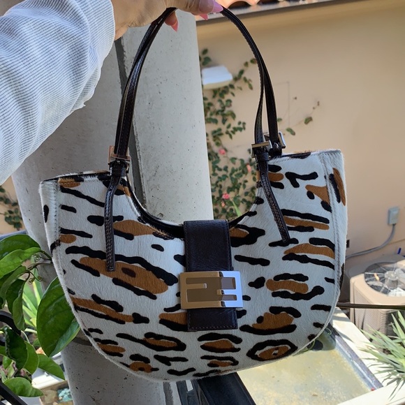 FENDI leopard print shoulder bag - Picture 3 of 14